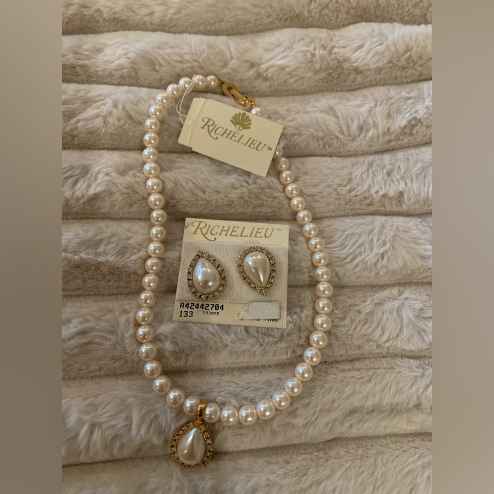 Richelieu Faux Pearl Necklace and Earrings - NWT